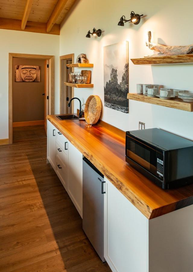 Haida House At Tllaal Tlell 외부 사진